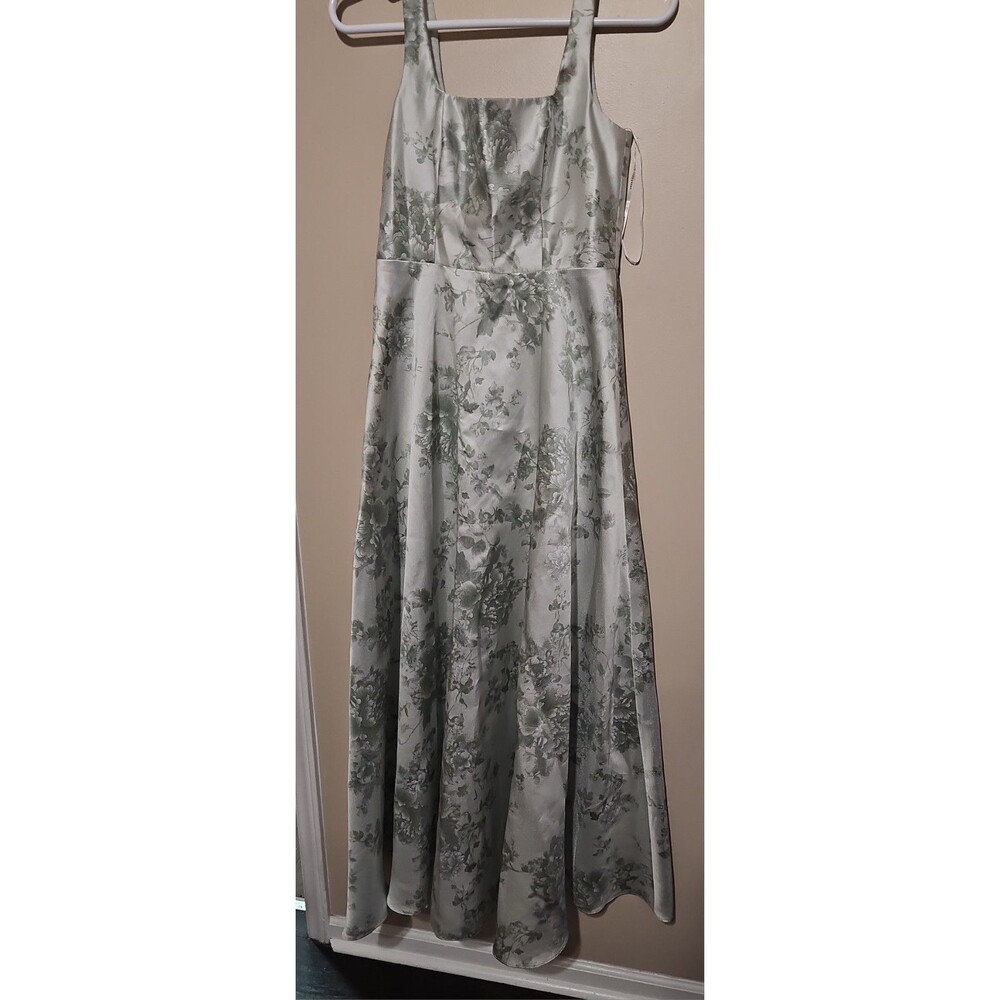 Dessy Collection  Floral  Sage Cottage Rose   Square Neck Style 3153FP Size 10 - Picture 2 of 13